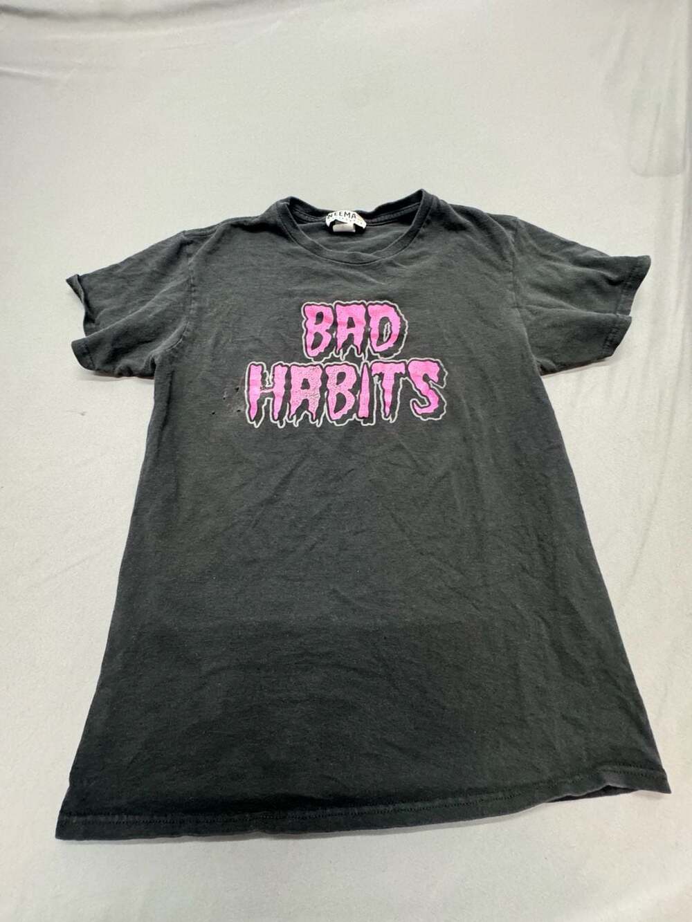 Neema California Bad Habits T-Shirt Size S Black Pink